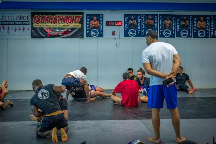 Brazilian Jiu-Jitsu training at BigB MMA